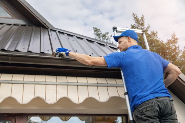 Cape Coral Gutter Cleaning